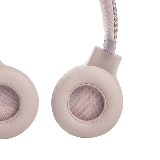 JBL Live 460NC - Rose - Wireless on-ear NC headphones - Detailshot 3